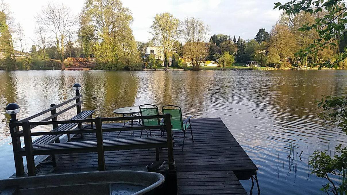 Holzhaus Am See Zernsdorf Bagian luar foto